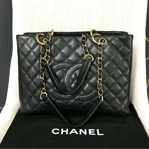 CHANEL Handbags - CHANEL Caviar Quilted Grand Shopping Tote GST tote bag black leather